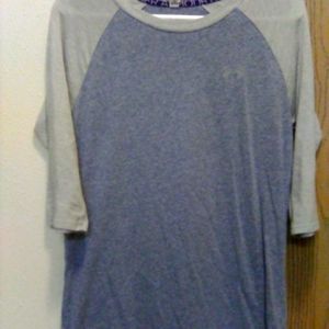 UNDER ARMOUR 3/4 sleeve T